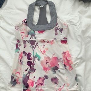 Lululemon scoop neck tank